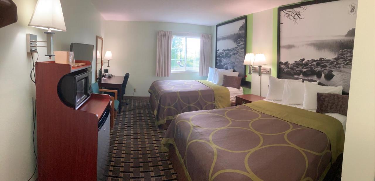 Super 8 By Wyndham Chisago City Exterior photo