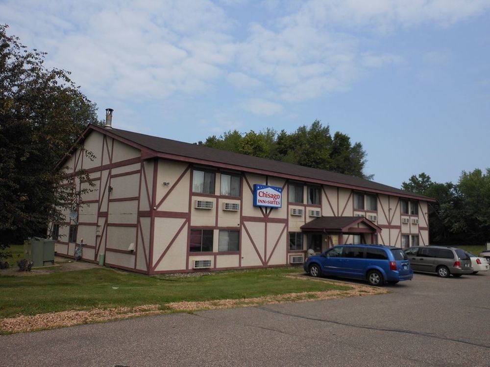 Super 8 By Wyndham Chisago City Exterior photo